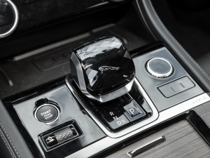 2021款2.0T P200 两驱精英豪华版 换挡杆