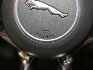 20212.0T P250 ׺\Ӱ п؅^