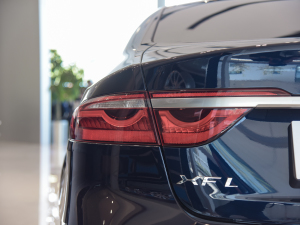 20212.0T P250 (q)Ӣ\(yn)Ӱ (x)(ji)^