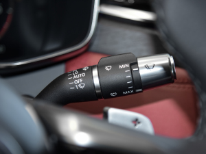 20212.0T P250 򌾫Ӣ\Ӱ п؅^