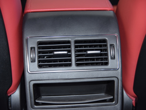 20212.0T P250 򌾫Ӣ\Ӱ п؅^