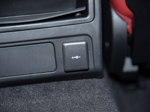 20212.0T P250 򌾫Ӣ\Ӱ п؅^