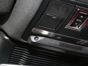 20222.0T P250 (q)Ӣ\Ӱ п؅^(q)