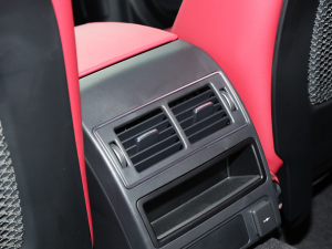 20222.0T P250 򌾫Ӣ\Ӱ п؅^