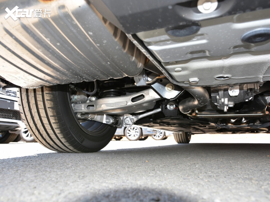 2021��ݱ�XEL 2.0T 200PS R-DYNAMIC �ഺ�\�Ӱ�