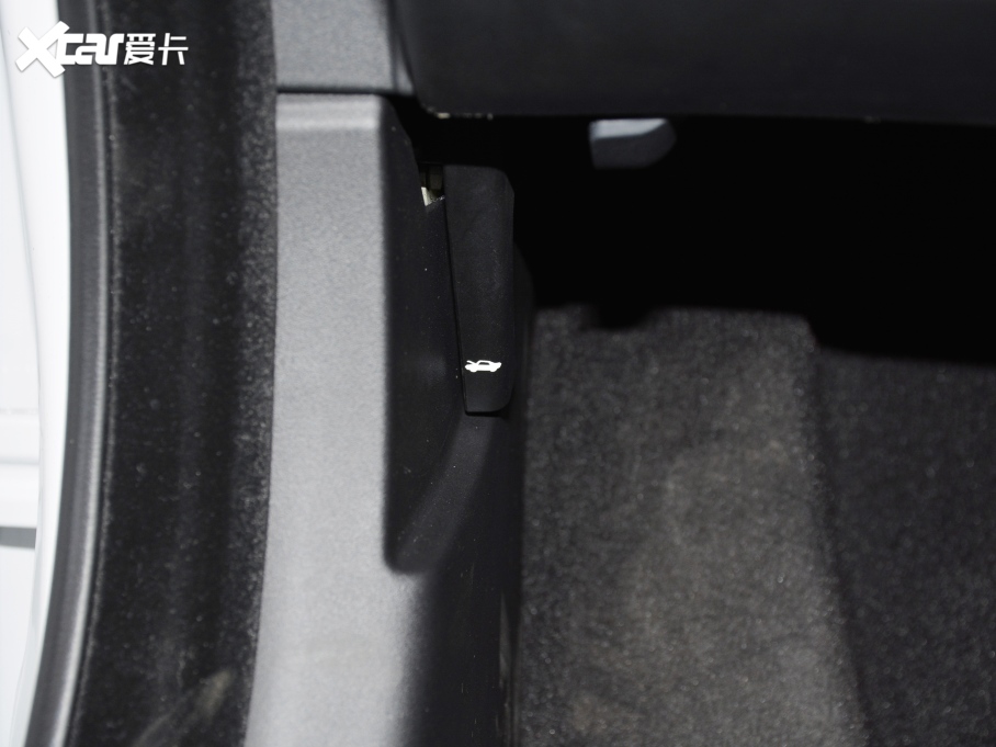 2021ݱXEL 2.0T 200PS R-DYNAMIC ഺ\Ӱ