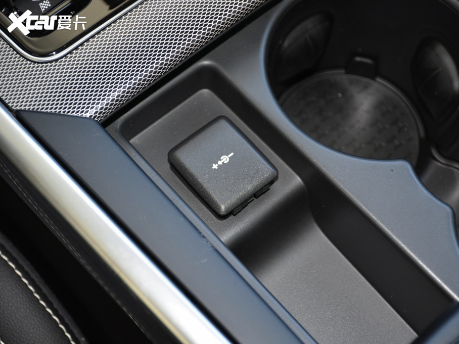 2021ݱXEL 2.0T 200PS R-DYNAMIC ഺ\Ӱ