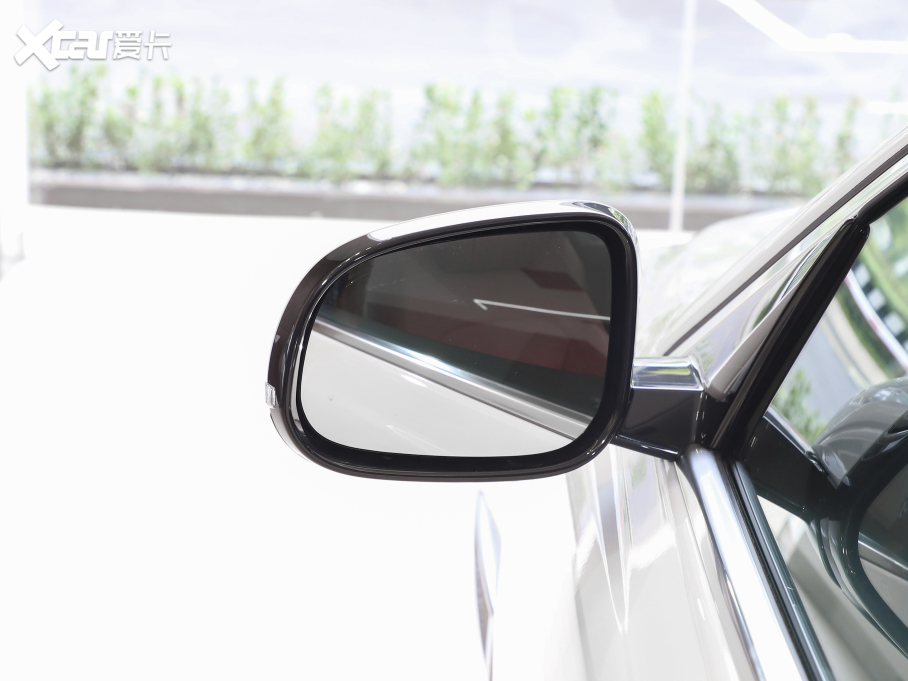 2021��ݱ�XEL 2.0T 250PS R-DYNAMIC S�Mȡ�\�Ӱ�