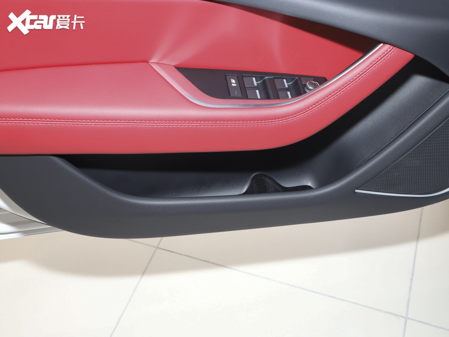 2021ݱXEL 2.0T 250PS R-DYNAMIC SM(jn)ȡ\(yn)(dng)