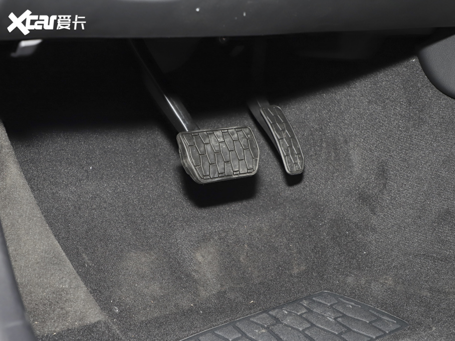 2021��ݱ�XEL 2.0T 250PS R-DYNAMIC S�Mȡ�\�Ӱ�