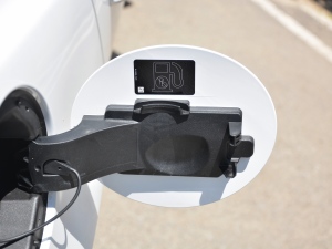 20212.0T 200PS R-DYNAMIC ഺ\Ӱ ^