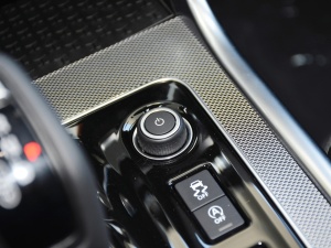2021款2.0T 200PS R-DYNAMIC 青春运动版 音响调节