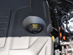 20212.0T 200PS R-DYNAMIC ഺ\Ӱ 