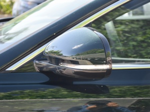 20212.0T 250PS R-DYNAMIC SM(jn)ȡ\(yn)Ӱ (x)(ji)^