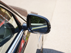 20212.0T 250PS R-DYNAMIC SM(jn)ȡ\(yn)Ӱ (x)(ji)^