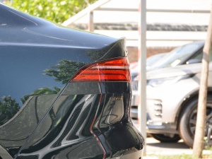 20212.0T 250PS R-DYNAMIC SM(jn)ȡ\(yn)Ӱ (x)(ji)^