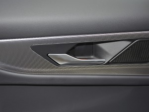 20212.0T 250PS R-DYNAMIC SMȡ\Ӱ g