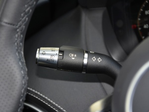 2021款2.0T 250PS R-DYNAMIC S进取运动版 中控区