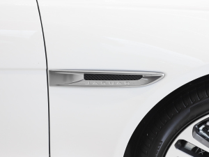 20212.0T 250PS R-DYNAMIC SMȡ\Ӱ ^