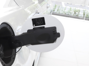 20212.0T 250PS R-DYNAMIC SM(jn)ȡ\(yn)Ӱ (x)(ji)^