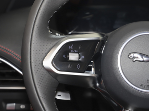 20212.0T 250PS R-DYNAMIC SMȡ\Ӱ п؅^(q)