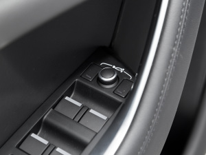 20212.0T 250PS SM(jn)ȡ(yu)Ű п؅^(q)