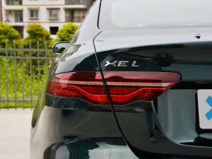 20212.0T 250PS R-DYNAMIC SEƼ\Ӱ  ^