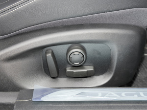 20212.0T 250PS R-DYNAMIC SEƼ\Ӱ  g