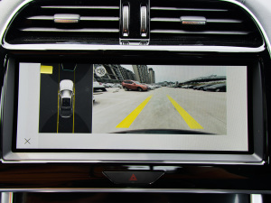 20212.0T 250PS R-DYNAMIC SEƼ\(yn)(dng)  п؅^(q)