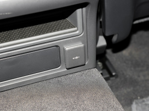 20212.0T 250PS R-DYNAMIC SEƼ\Ӱ  п؅^(q)