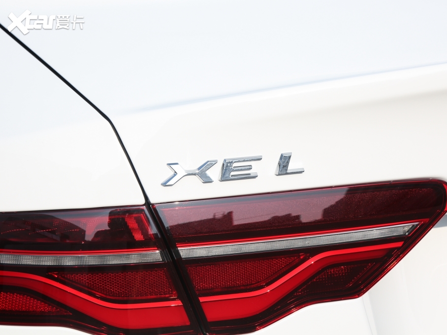 2022ݱXEL 2.0T 250PS R-DYNAMIC SMȡ\Ӱ