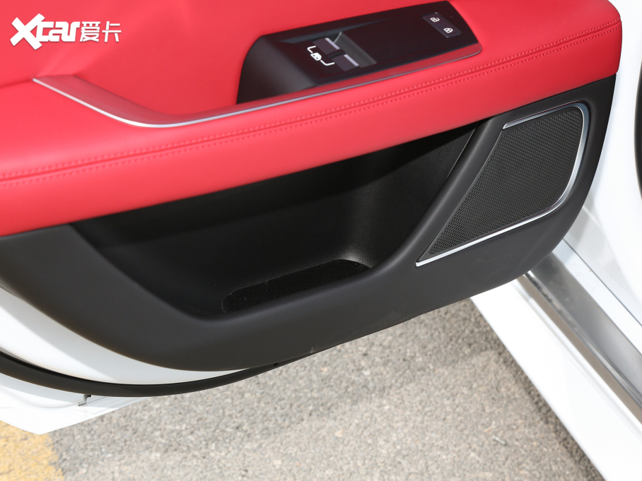 2022ݱXEL 2.0T 250PS R-DYNAMIC SMȡ\Ӱ