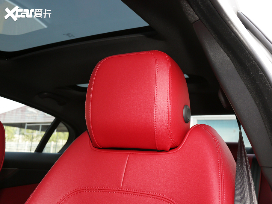 2022ݱXEL 2.0T 250PS R-DYNAMIC SMȡ\Ӱ