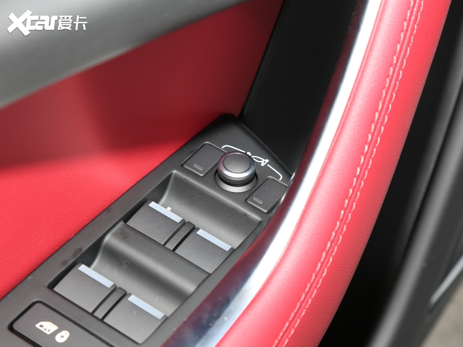 2022ݱXEL 2.0T 250PS R-DYNAMIC SMȡ\Ӱ