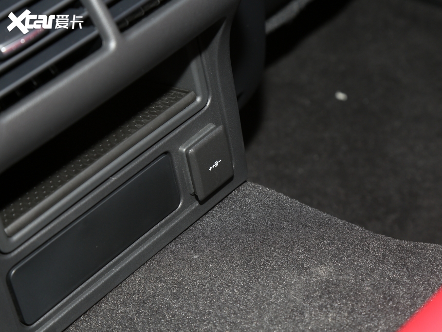 2022ݱXEL 2.0T 250PS R-DYNAMIC SMȡ\Ӱ