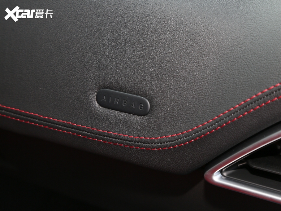 2022ݱXEL 2.0T 250PS R-DYNAMIC SMȡ\Ӱ