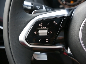 20222.0T 250PS R-DYNAMIC SMȡ\Ӱ п؅^