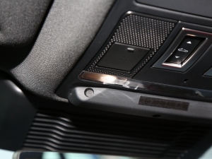 20222.0T 250PS R-DYNAMIC SMȡ\Ӱ п؅^