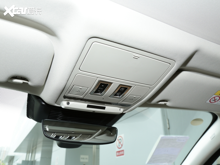 2022ݱXFL 2.0T P250 (q)A