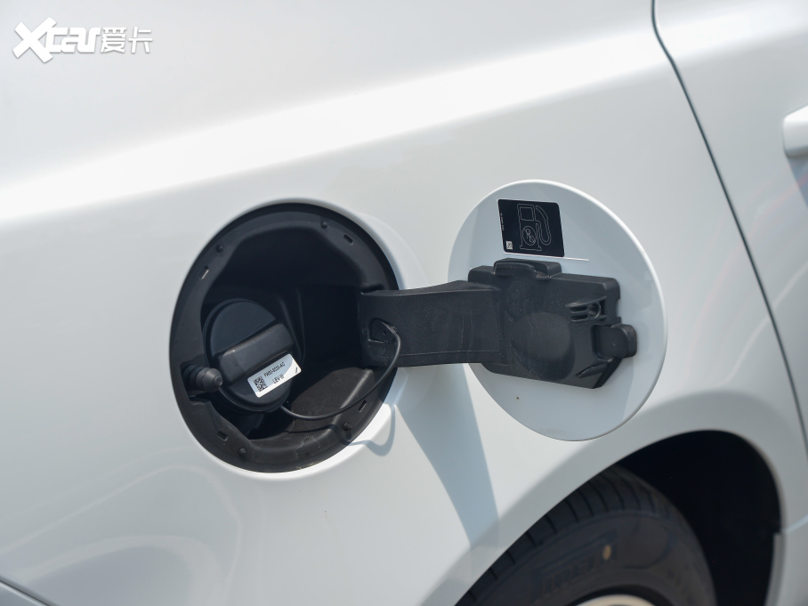 2022ݱXFL 2.0T P200 (q)ӢA