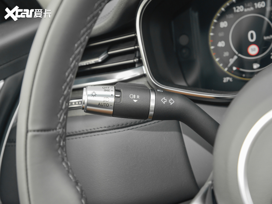 2022ݱXFL 2.0T P200 򌾫ӢA