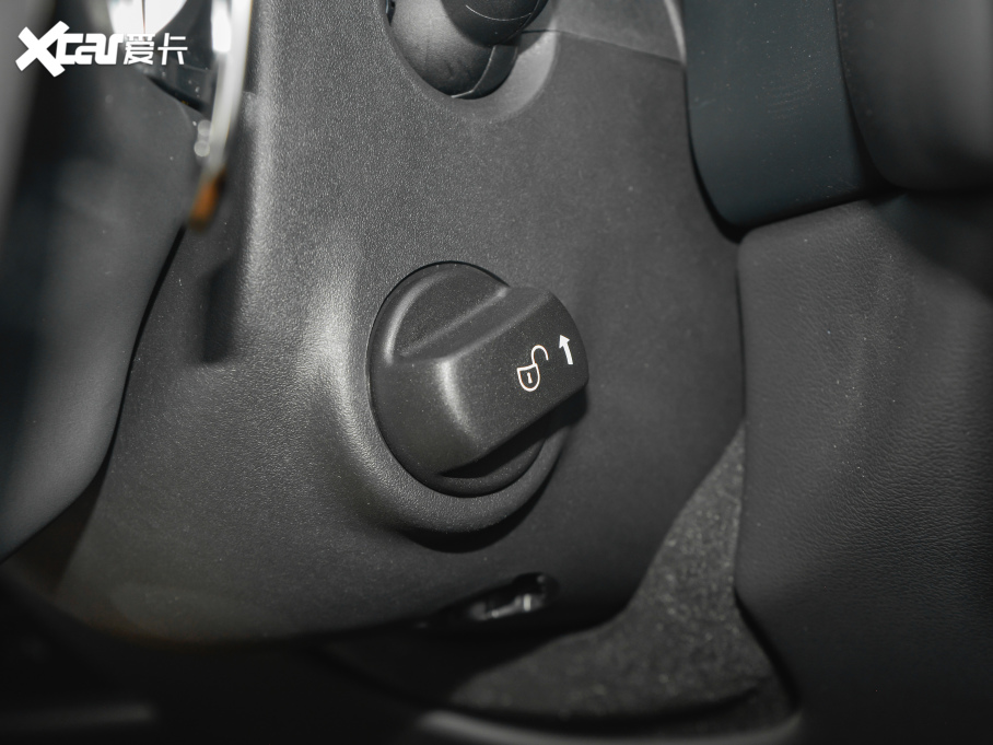 2022ݱXFL 2.0T P200 򌾫ӢA