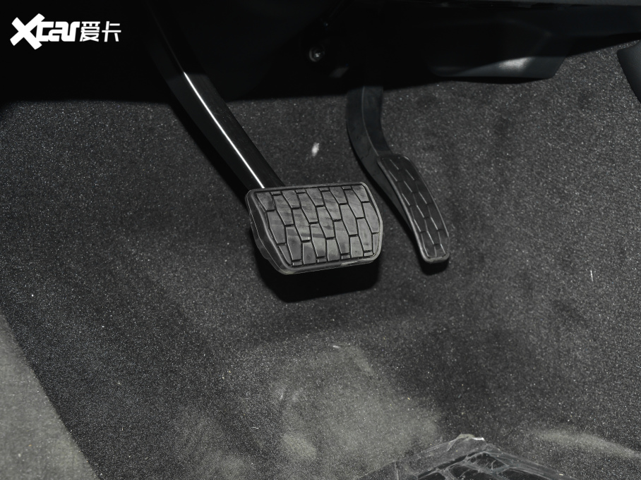 2022ݱXFL 2.0T P200 򌾫ӢA