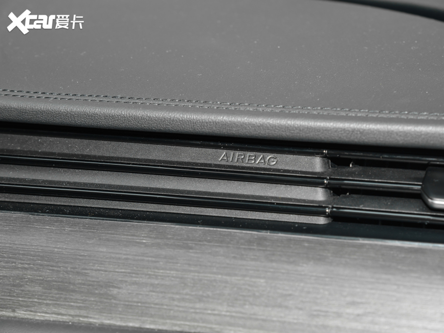 2022ݱXFL 2.0T P200 򌾫ӢA