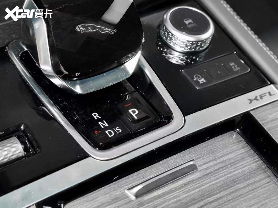 2022ݱXFL 2.0T P200 򌾫ӢA