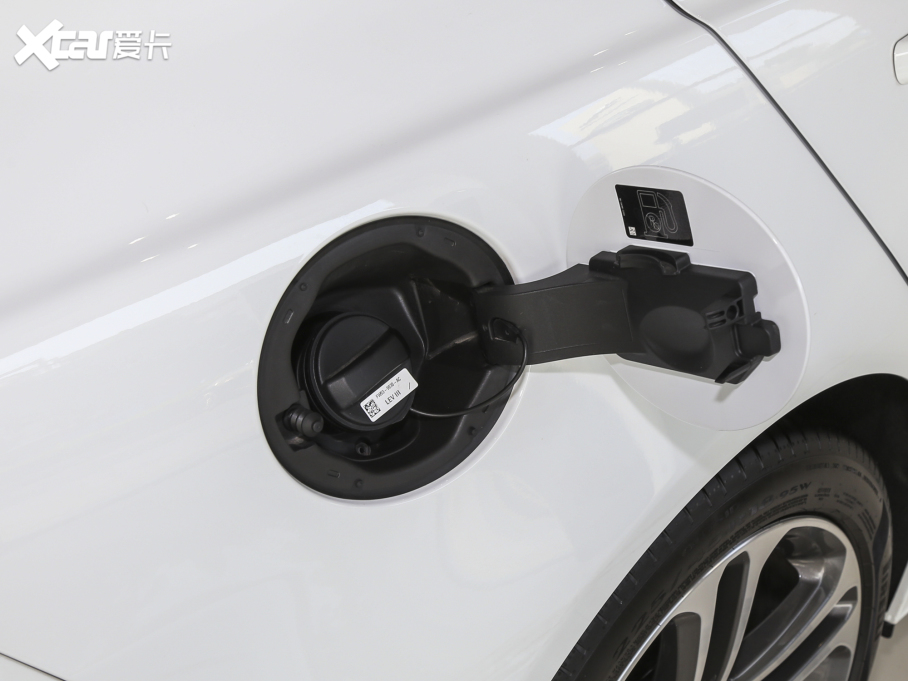 2023ݱXEL 2.0T 250PS R-DYNAMIC SMȡ\Ӱ