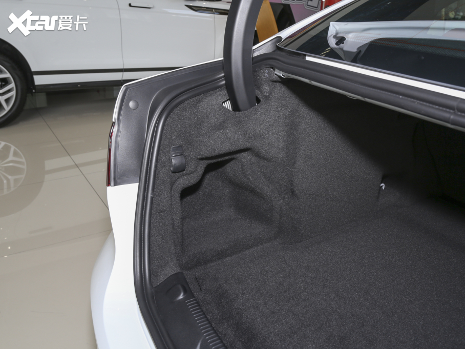 2023ݱXEL 2.0T 250PS R-DYNAMIC SMȡ\Ӱ