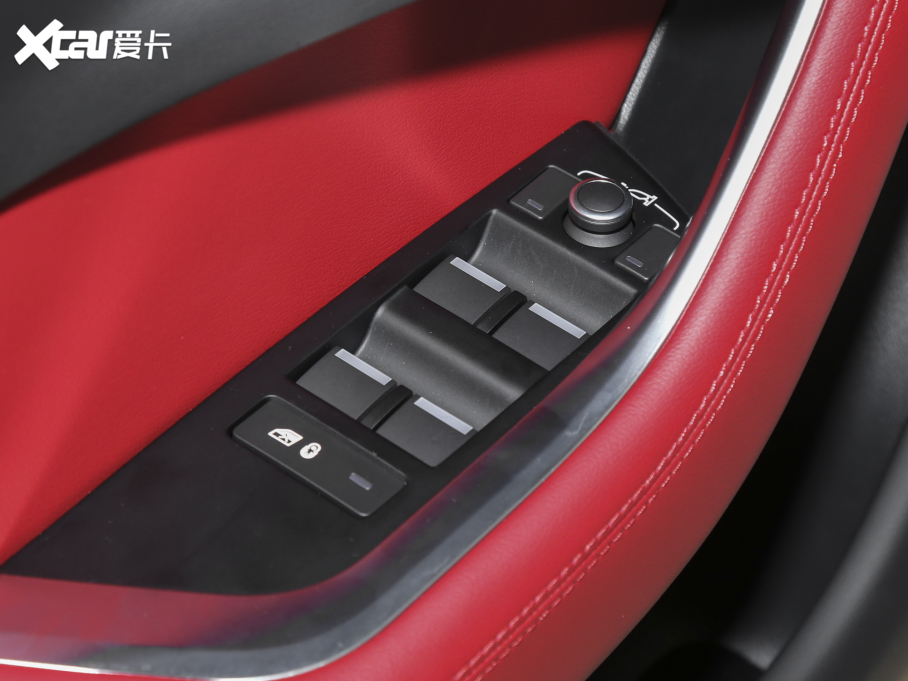 2023ݱXEL 2.0T 250PS R-DYNAMIC SMȡ\Ӱ