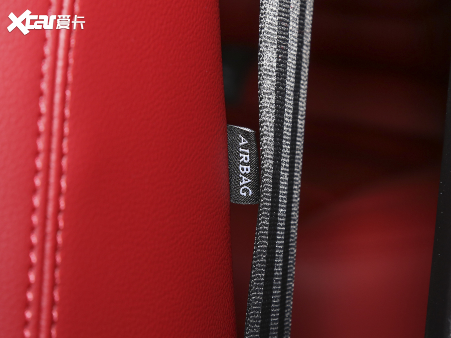 2023ݱXEL 2.0T 250PS R-DYNAMIC SM(jn)ȡ\(yn)(dng)