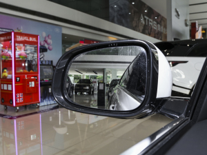 20232.0T 250PS R-DYNAMIC SMȡ\Ӱ (ji)^